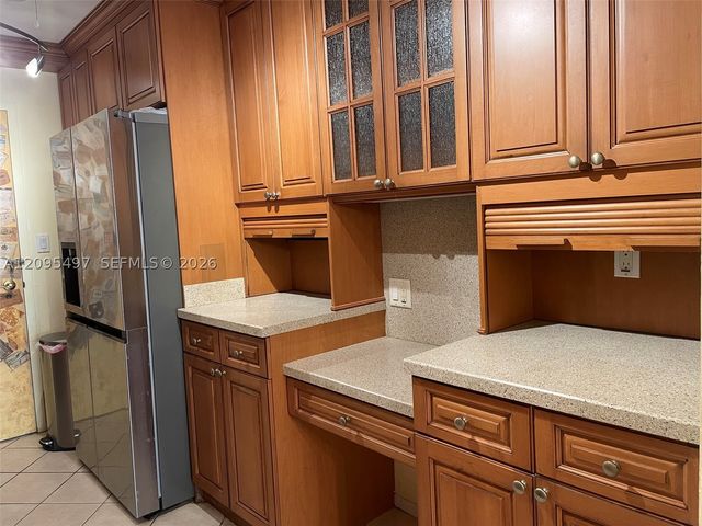 3233 NE 32nd Ave 601, Fort Lauderdale, FL 33308