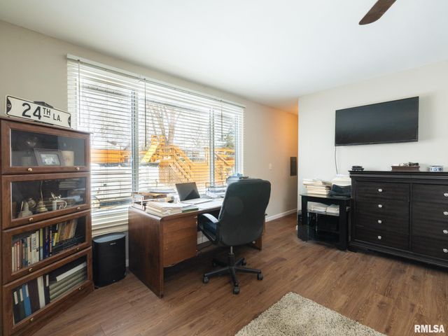 4049 W HILLMONT Road, Peoria, IL 61615