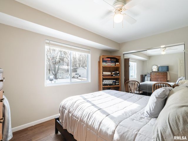 4049 W HILLMONT Road, Peoria, IL 61615