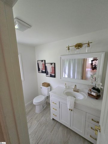 509 S Bomar Avenue, Landrum, SC 29356
