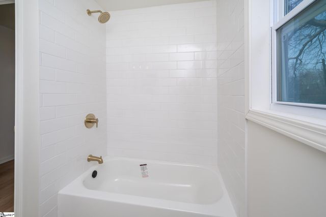 509 S Bomar Avenue, Landrum, SC 29356