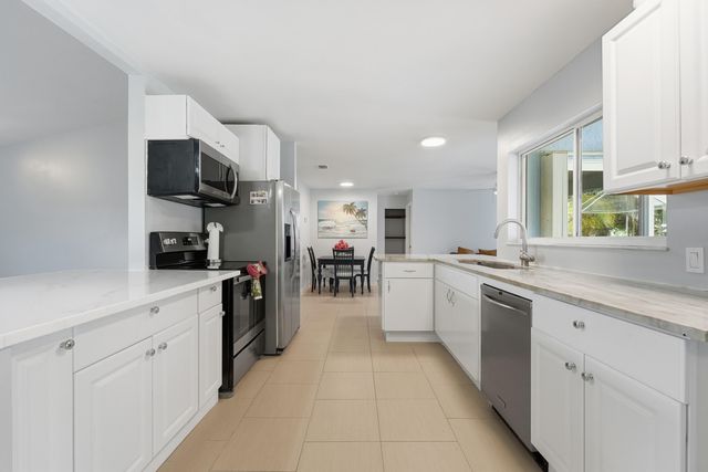 127 NE Naranja Avenue, Port St. Lucie, Port St Lucie, FL 34983