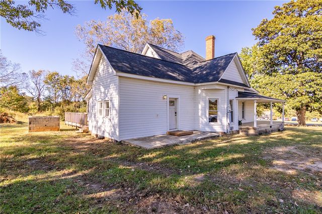 6025 Mountain View Road, Taylors, SC 29687