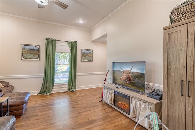 6025 Mountain View Road, Taylors, SC 29687