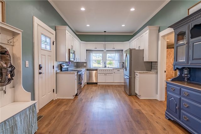 6025 Mountain View Road, Taylors, SC 29687