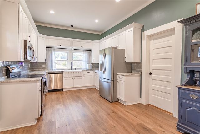 6025 Mountain View Road, Taylors, SC 29687