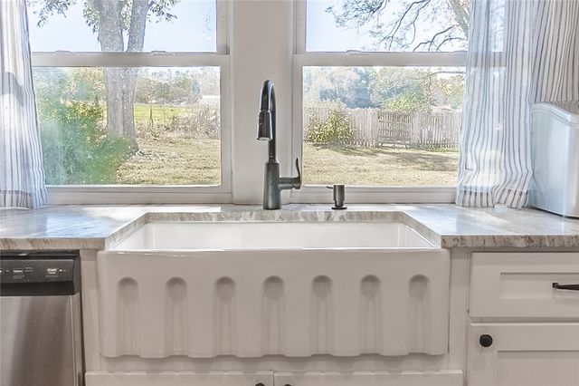 6025 Mountain View Road, Taylors, SC 29687