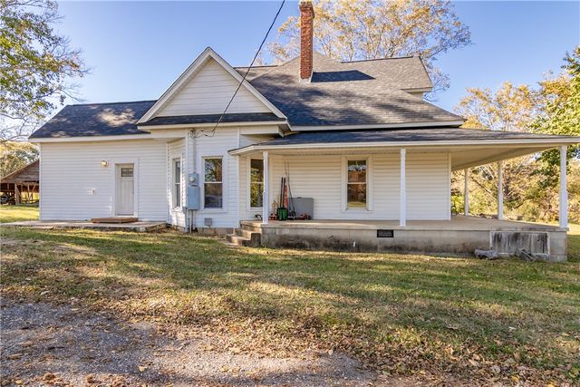 6025 Mountain View Road, Taylors, SC 29687