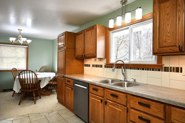 176 4 Mile Road Nw, Alpine Twp, MI 49321