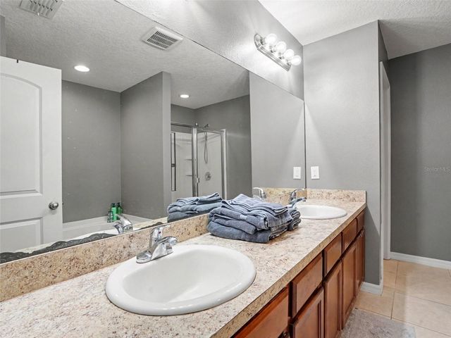 5660 ELSINORE WAY, Lakeland, FL 33805