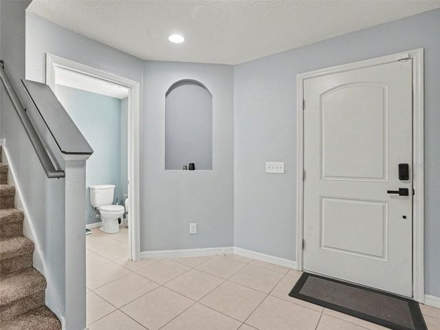5660 ELSINORE WAY, Lakeland, FL 33805
