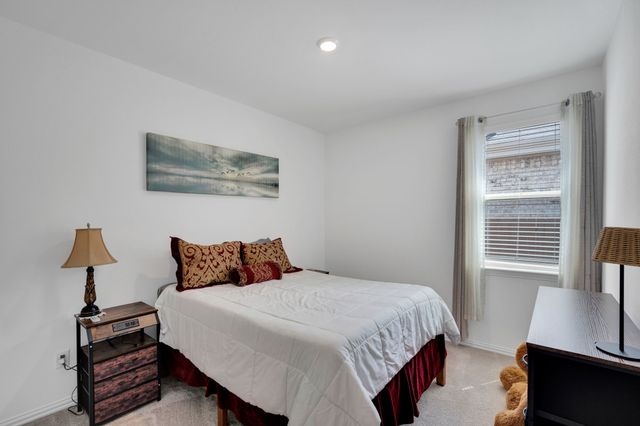3240 Apple Creek Avenue, Crandall, TX 75114