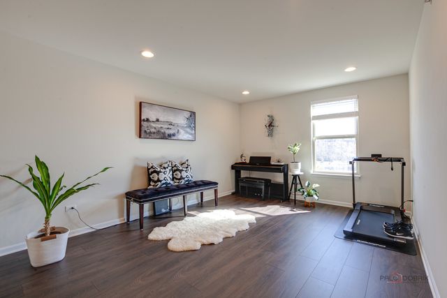 246 Belmont Drive, Lincolnshire, IL 60069