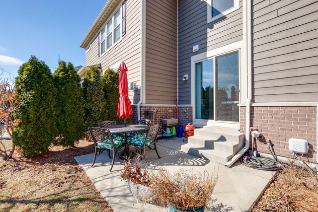 246 Belmont Drive, Lincolnshire, IL 60069