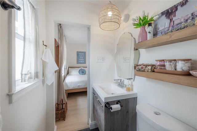 1304 W BOGIE DRIVE, Tampa, FL 33612