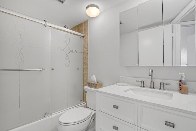 28 Yacht Club Drive 409, North Palm Beach, FL 33408