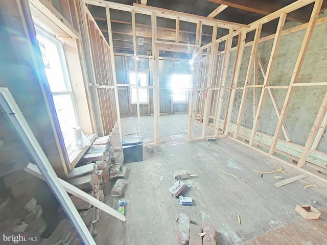 1866 N TAYLOR ST, Philadelphia, PA 19121