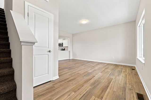 1297 S 91st Street, West Des Moines, IA 50266