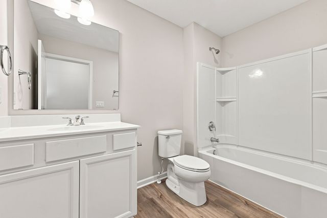 1297 S 91st Street, West Des Moines, IA 50266