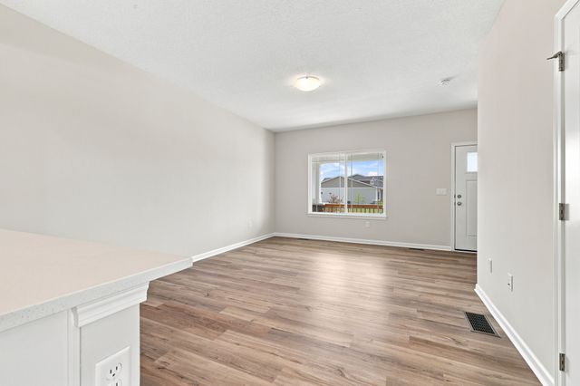 1297 S 91st Street, West Des Moines, IA 50266