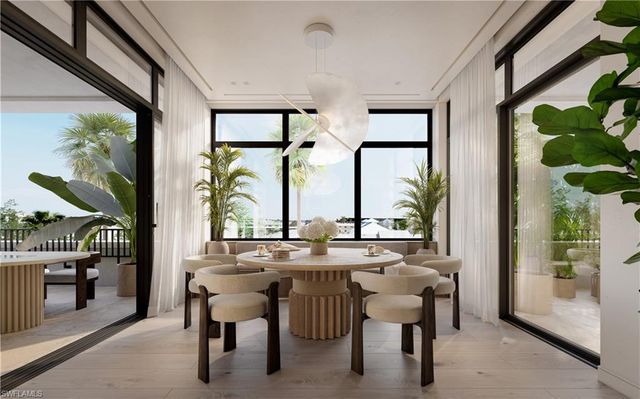 1010 5th AVE S 201, Naples, FL 34102