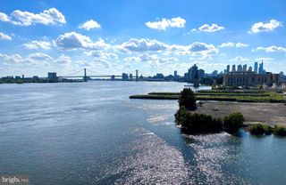 3031 BRIDGEVIEW WALK #3F, Philadelphia, PA 19125