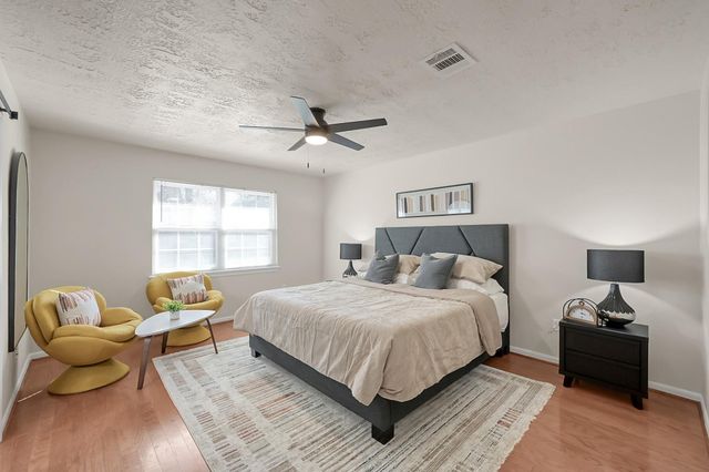 607 Shenandoah Drive, Shenandoah, TX 77381