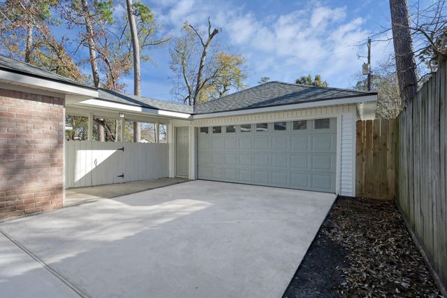 607 Shenandoah Drive, Shenandoah, TX 77381