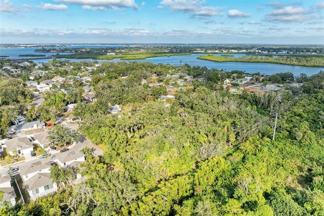 33RD STREET E, Bradenton, FL 34208