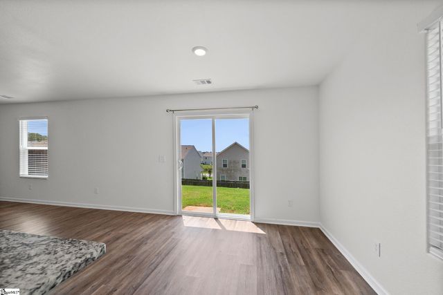 6072 Mason Tucker Drive, Inman, SC 29349