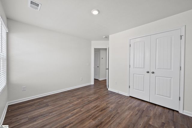 6072 Mason Tucker Drive, Inman, SC 29349