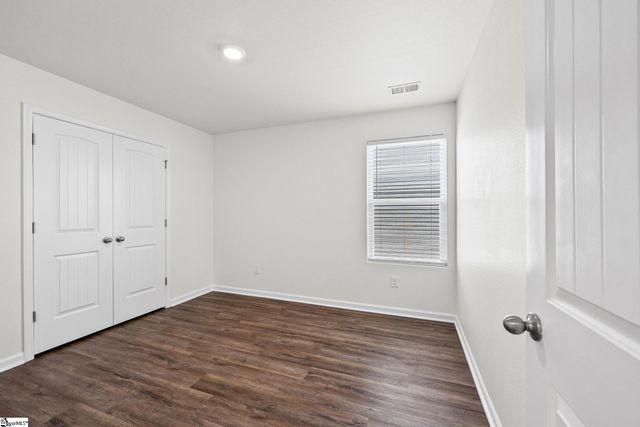 6072 Mason Tucker Drive, Inman, SC 29349