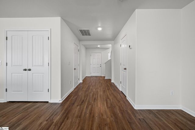 6072 Mason Tucker Drive, Inman, SC 29349