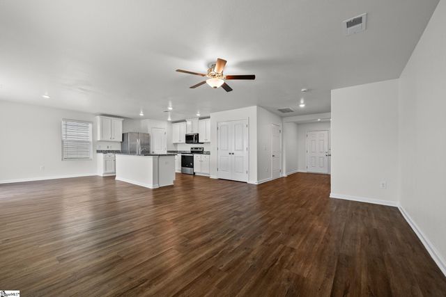 6072 Mason Tucker Drive, Inman, SC 29349