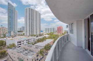 601 NE 23rd St 1004, Miami, FL 33137