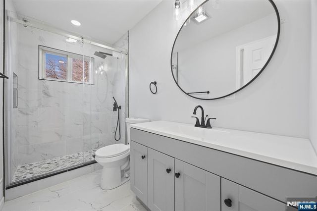 35 Eastern Parkway, Hillside, NJ 07205