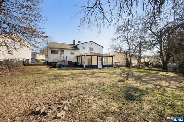 35 Eastern Parkway, Hillside, NJ 07205