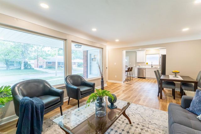 24509 Wood Street, St Clair Shores, MI 48080