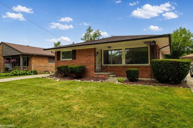 24509 Wood Street, St Clair Shores, MI 48080