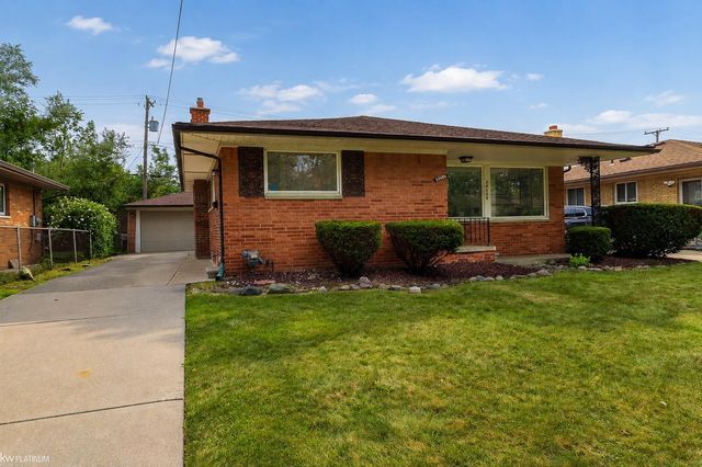 24509 Wood Street, St Clair Shores, MI 48080