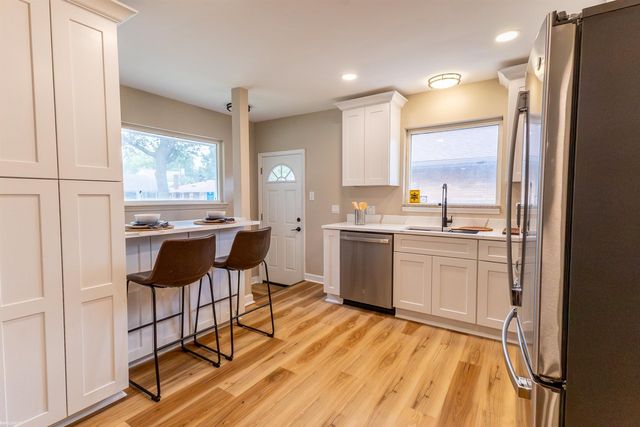 24509 Wood Street, St Clair Shores, MI 48080