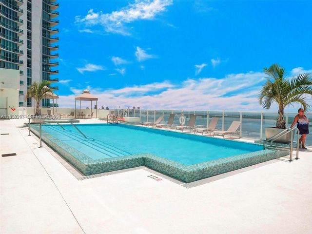218 SE 14th Street 1203, Miami, FL 33131