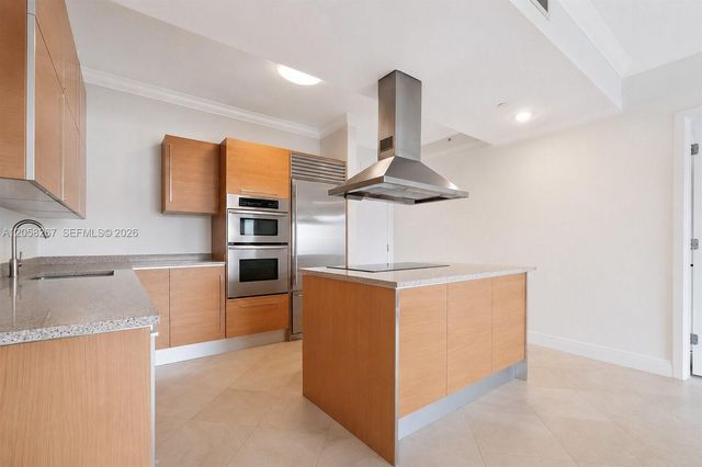 218 SE 14th Street 1203, Miami, FL 33131