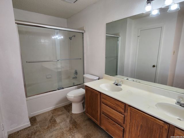 4931 CORIAN WELL DR, San Antonio, TX 78247