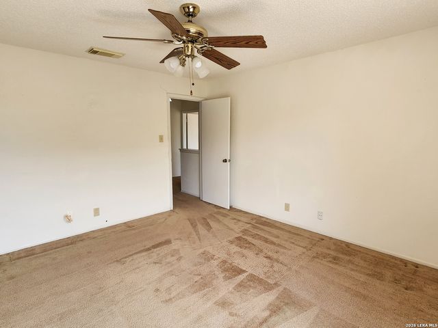 4931 CORIAN WELL DR, San Antonio, TX 78247