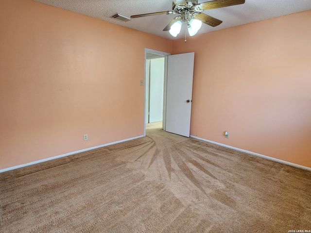 4931 CORIAN WELL DR, San Antonio, TX 78247