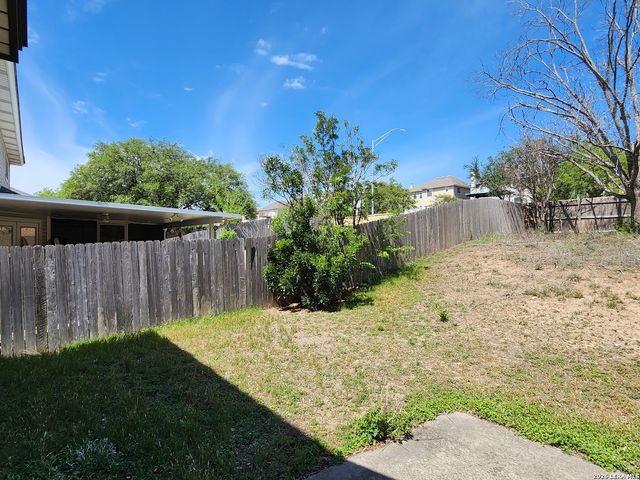 4931 CORIAN WELL DR, San Antonio, TX 78247