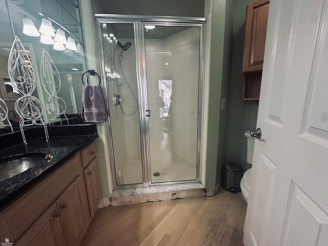 26301 Harbour Pointe Dr N Drive, Harrison Twp, MI 48045