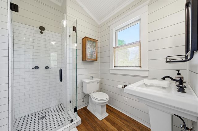 9030 Wolf Creek Road, Brenham, TX 77833