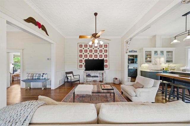 9030 Wolf Creek Road, Brenham, TX 77833